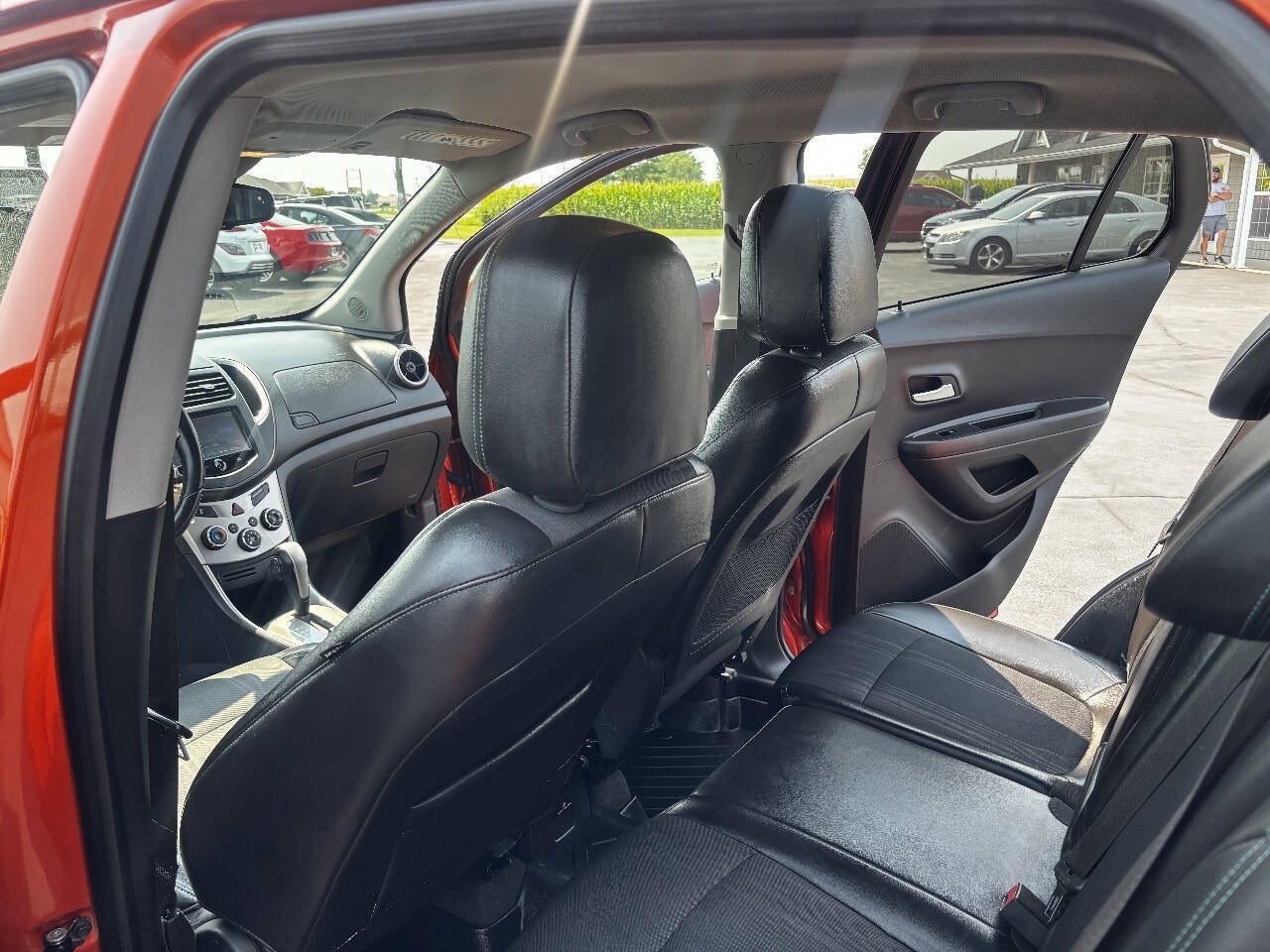 Used 2016 Chevrolet Trax LT w/ LT Convenience Package FWD image 18