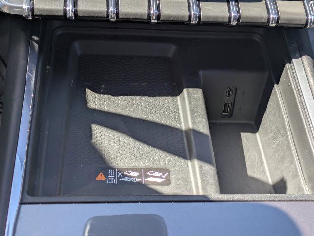 Used 2025 GMC Acadia Elevation image 27