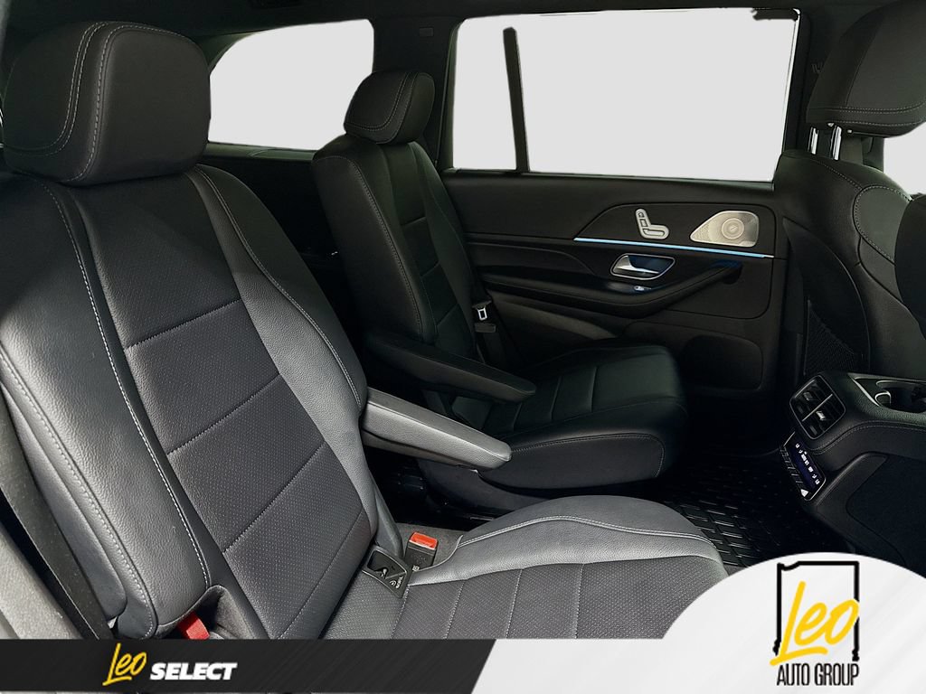Used 2024 Mercedes-Benz GLS 450 4MATIC image 32