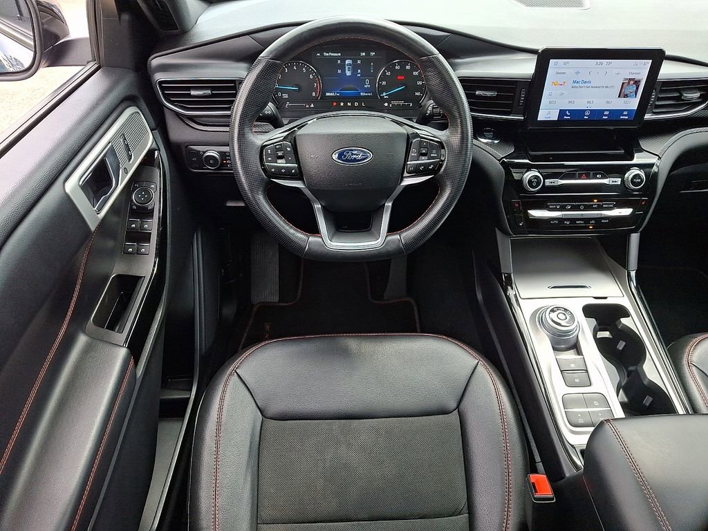 Used 2022 Ford Explorer ST-Line w/ Class IV Trailer Tow Package RWD image 11
