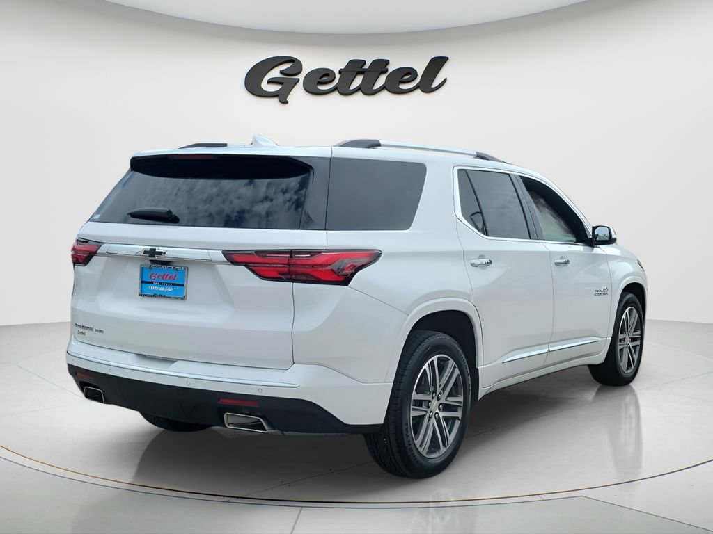 Used 2023 Chevrolet Traverse High Country AWD/4WD image 12