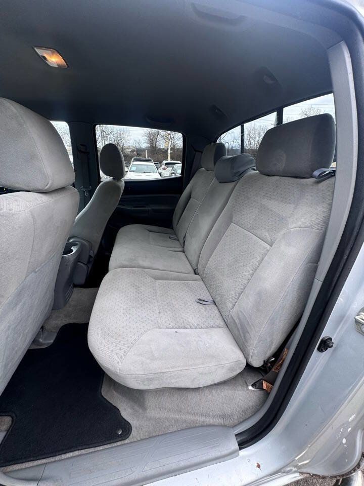 Used 2006 Toyota Tacoma PreRunner image 14