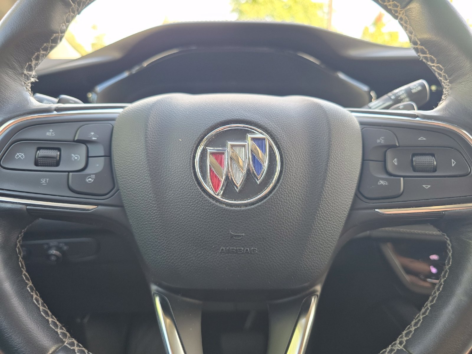 Used 2023 Buick Envision Essence AWD/4WD image 26