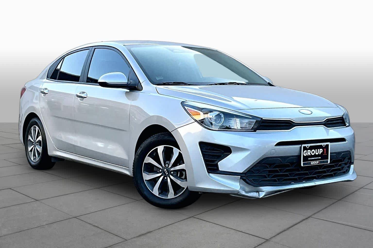 Used 2021 Kia Rio S w/ Technology Package FWD image 3