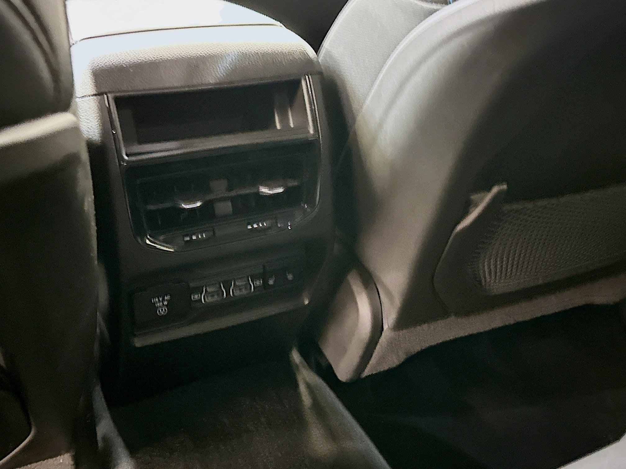 Used 2022 Jeep Grand Cherokee Trailhawk w/ Advanced Protech Group II image 28