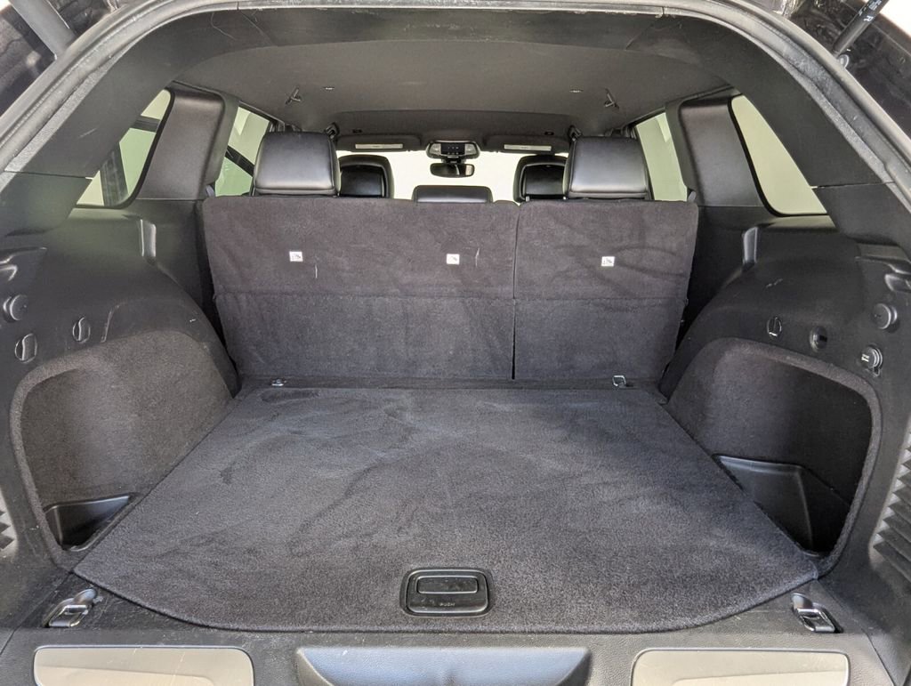 Used 2019 Jeep Grand Cherokee Limited RWD image 27