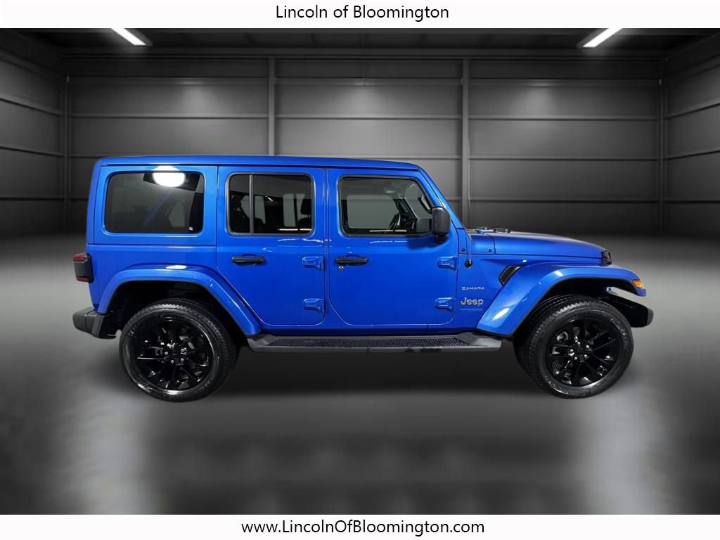 Used 2022 Jeep Wrangler Unlimited Sahara w/ Cold Weather Group image 11