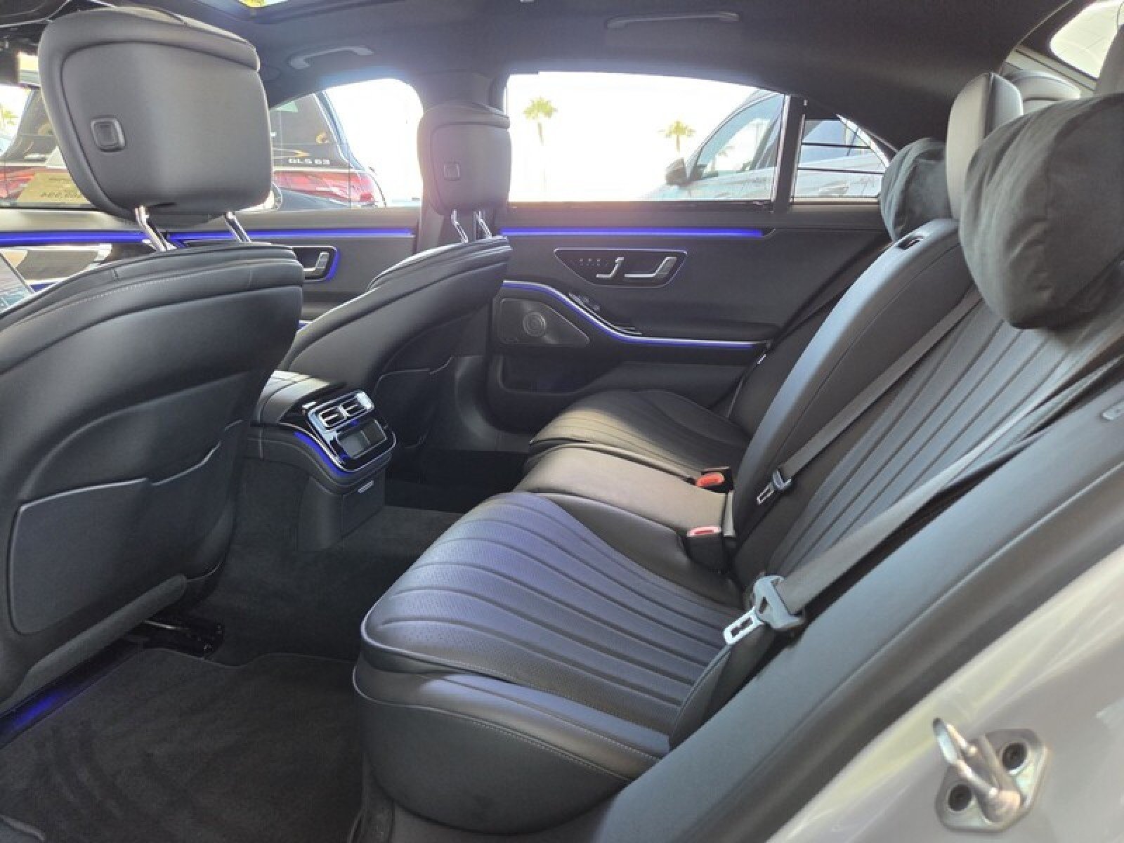 Used 2023 Mercedes-Benz S 580 4MATIC Sedan w/ Warmth & Comfort Package image 14