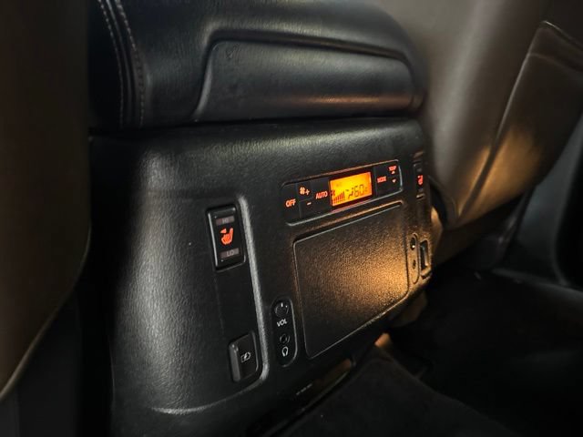 Used 2018 Nissan Armada Platinum w/ Captain Seat Package AWD/4WD image 17