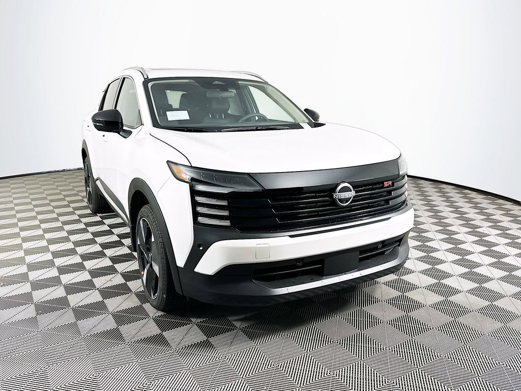 New 2026 Nissan Kicks SR w/ SR Premium Package image 3