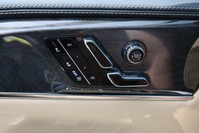 New 2025 Cadillac Escalade IQ Luxury 2 AWD/4WD image 25