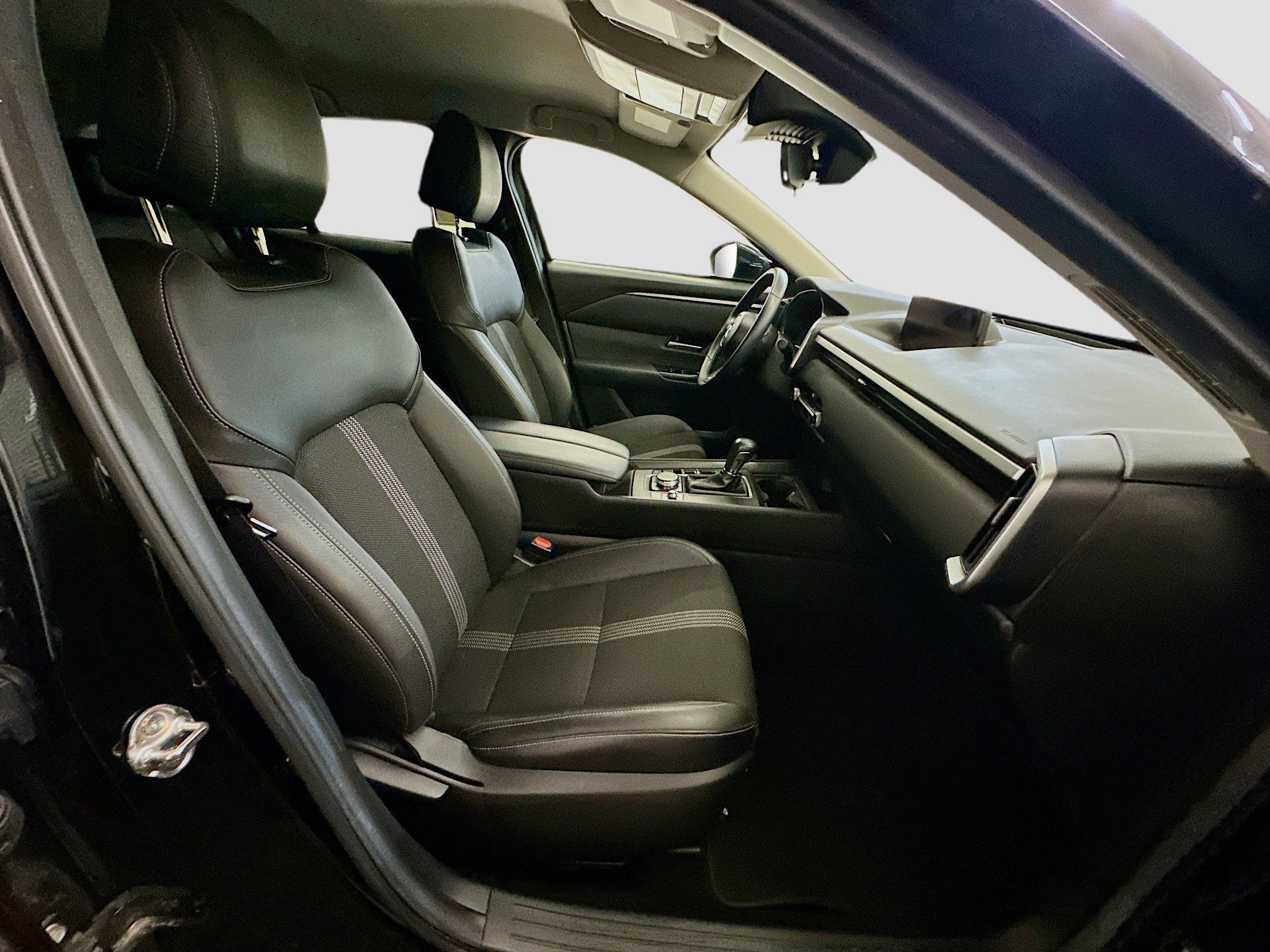 Used 2025 MAZDA CX-50 AWD 2.5 S w/ Preferred Package image 33