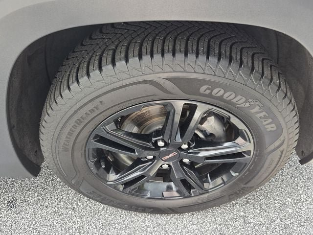 Used 2022 GMC Terrain AT4 w/ Tech Package AWD/4WD image 11