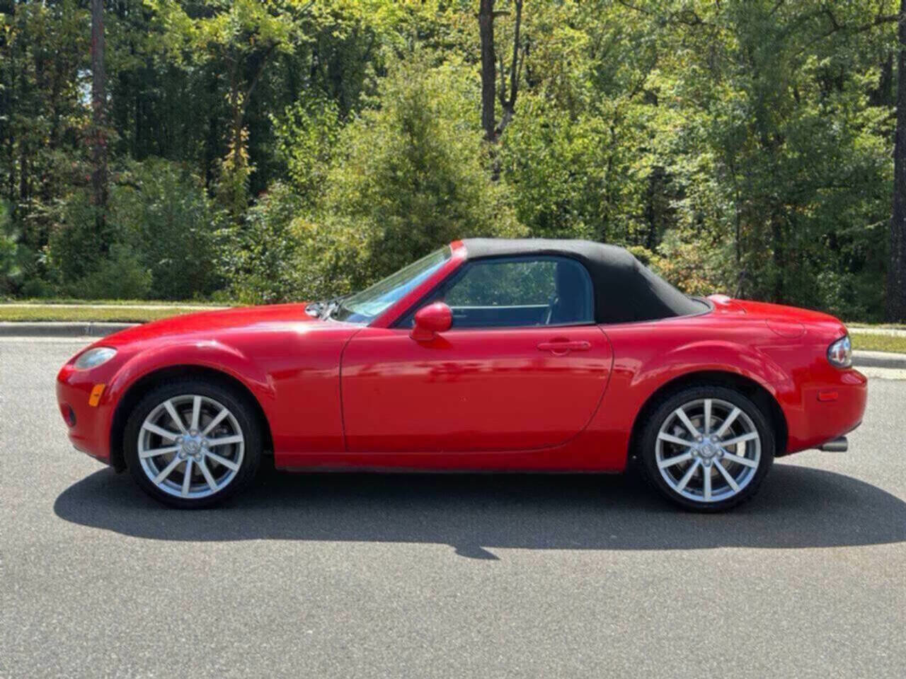 Used 2007 MAZDA MX-5 Miata Touring image 4