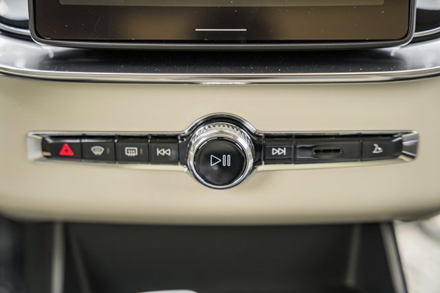 New 2026 Volvo XC90 T8 Ultra w/ Protection Package Premier image 20