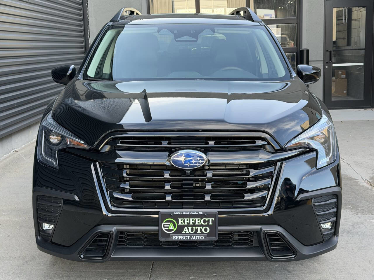 Used 2025 Subaru Ascent Bronze Edition image 4