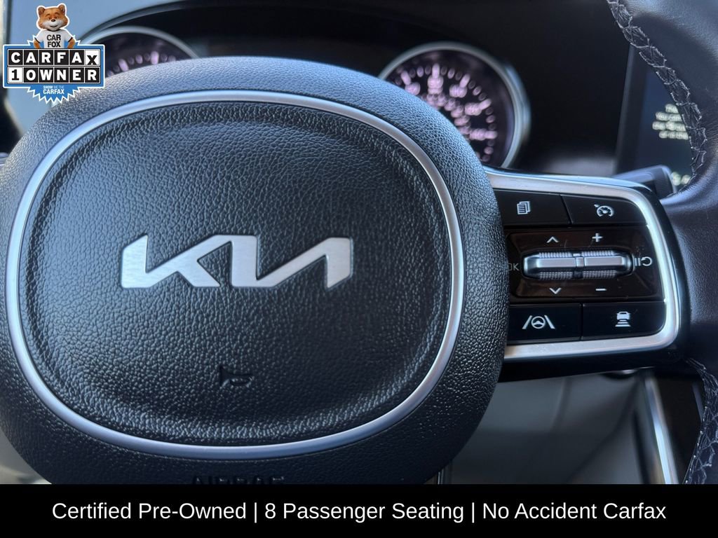 Used 2024 Kia Carnival EX image 26