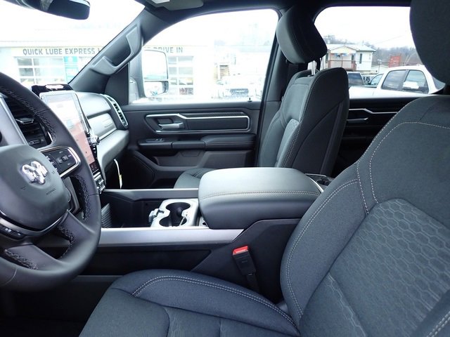 New 2026 RAM 1500 4x4 Crew Cab image 12