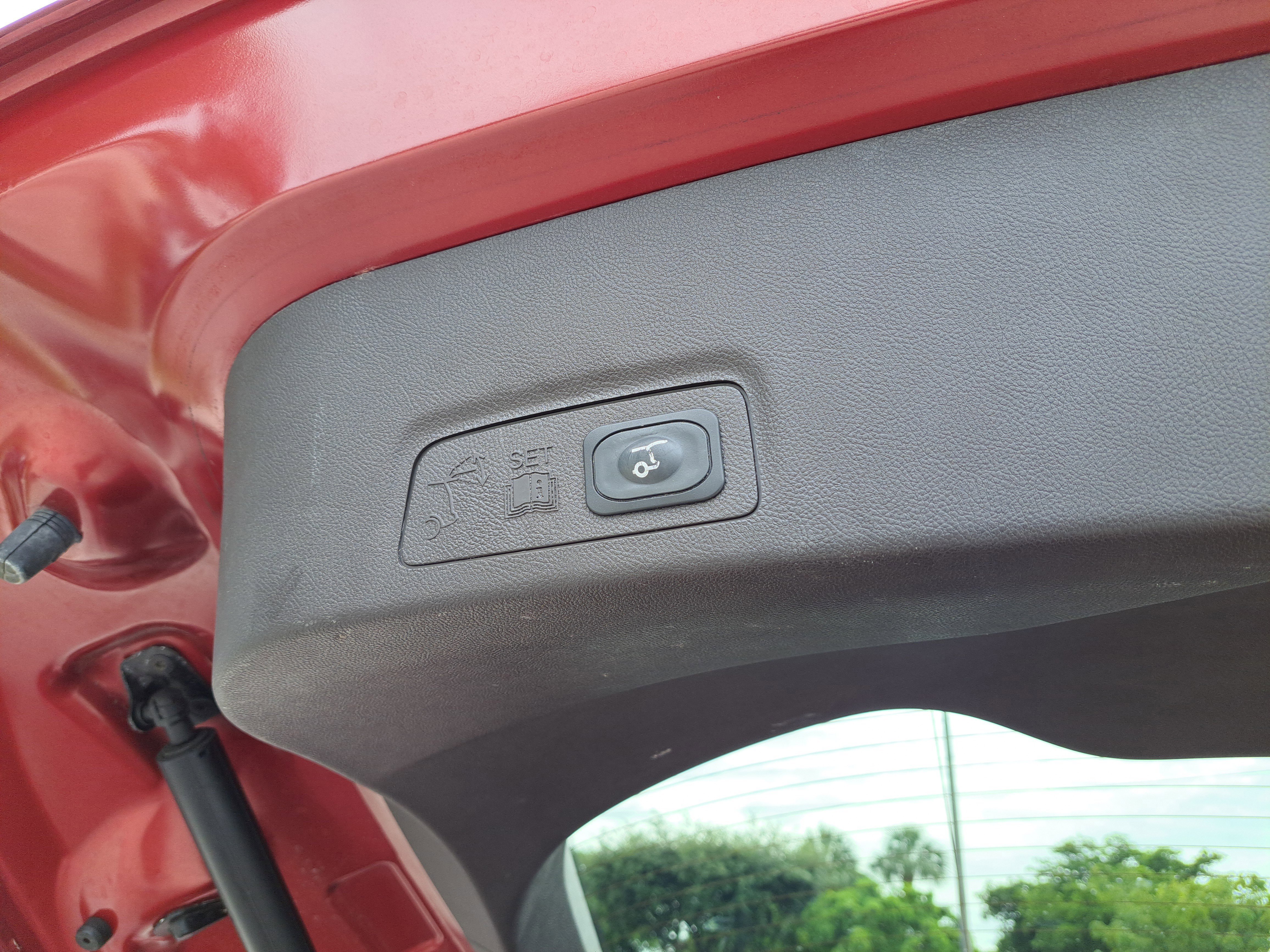 Used 2019 Lincoln MKC Reserve w/ MKC Technology Package image 6