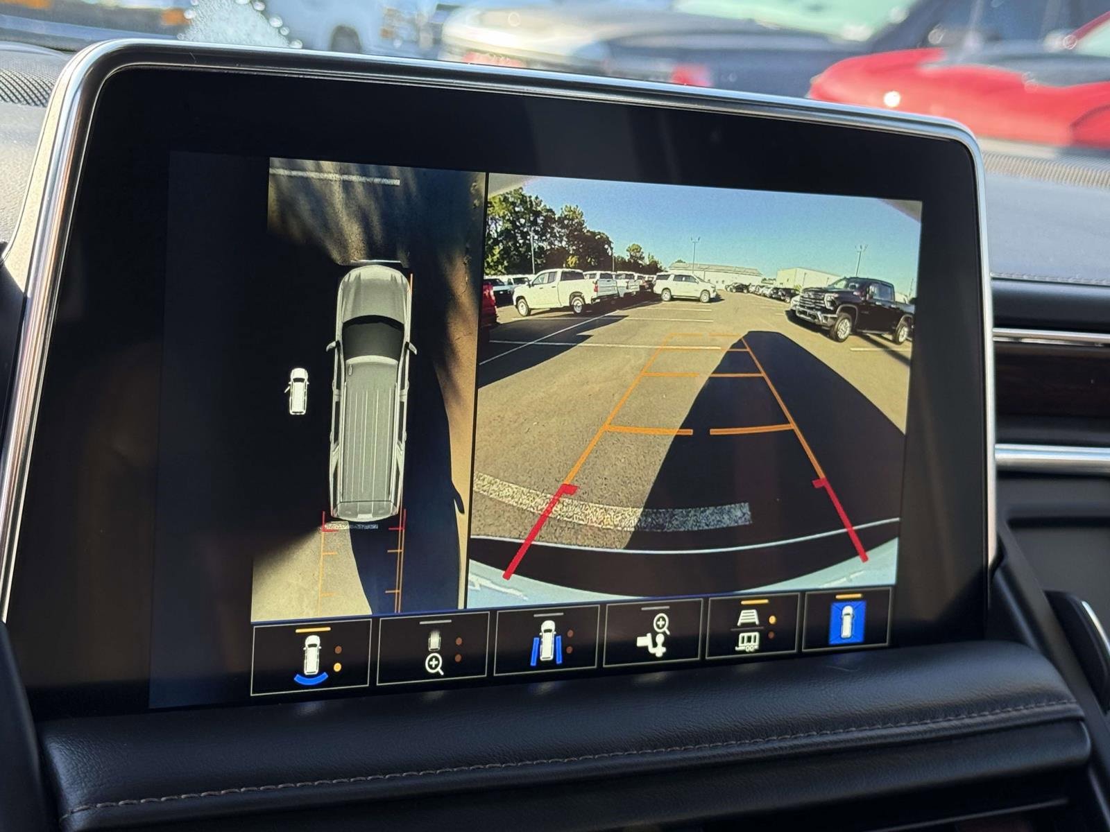 Certified 2023 Chevrolet Suburban High Country image 10