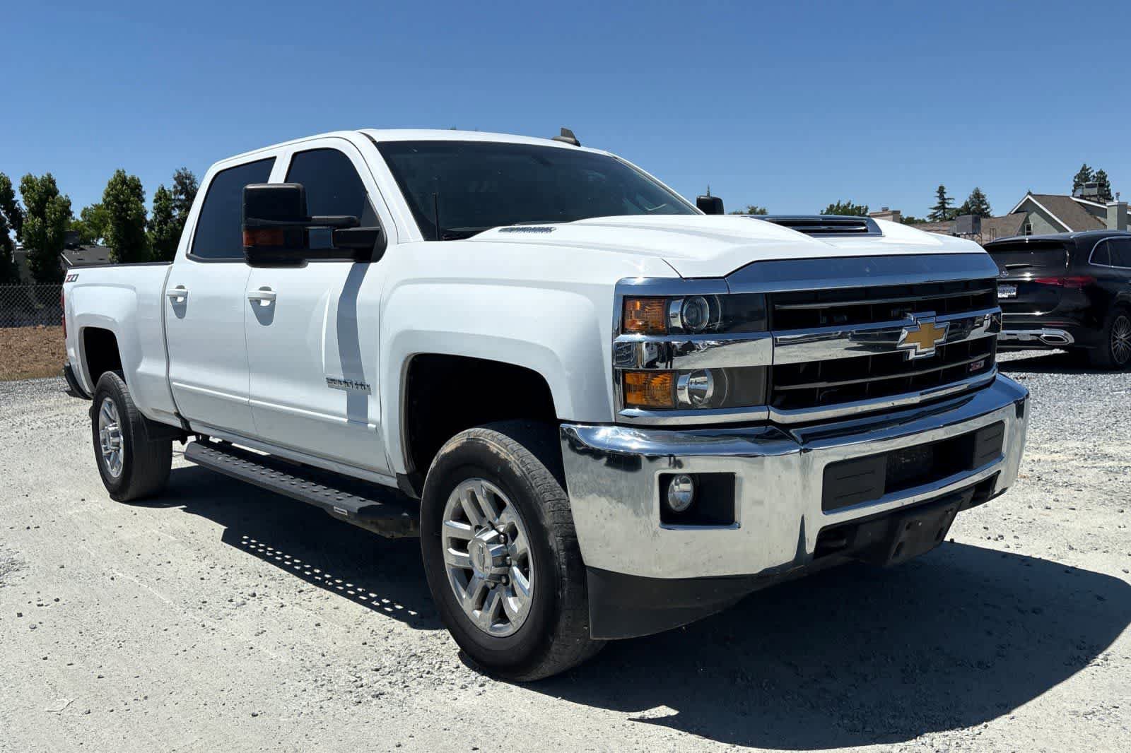 Used 2018 Chevrolet Silverado 2500 LT w/ LT Fleet Convenience Package AWD/4WD image 10