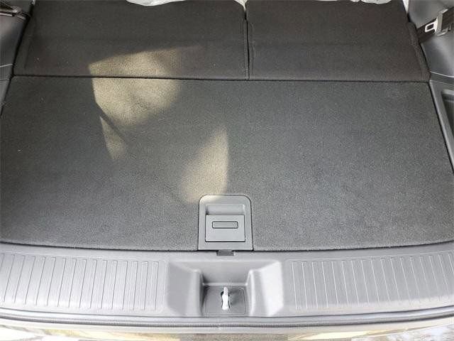 New 2025 Honda Pilot Touring image 23