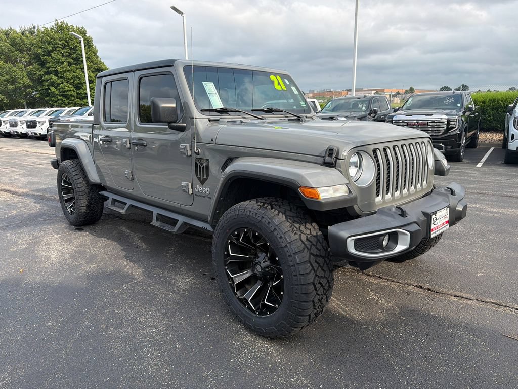 Used 2021 Jeep Gladiator Overland AWD/4WD image 3