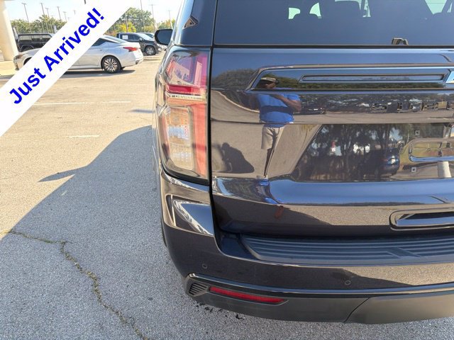 Used 2024 Chevrolet Suburban RST w/ Luxury Package AWD/4WD image 18