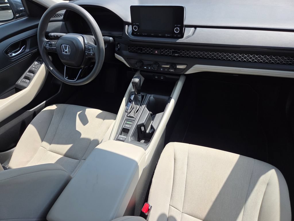 Certified 2025 Honda Accord LX image 24