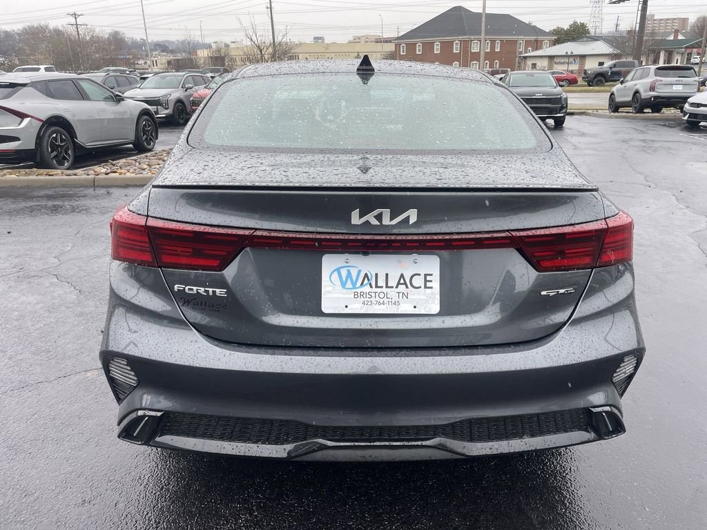 Certified 2024 Kia Forte GT-Line image 5
