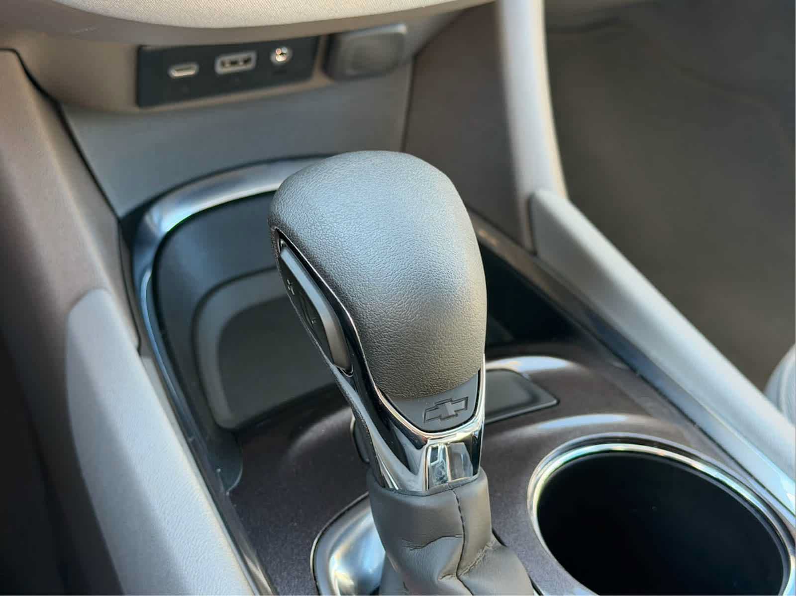 Used 2023 Chevrolet Malibu LT FWD image 35