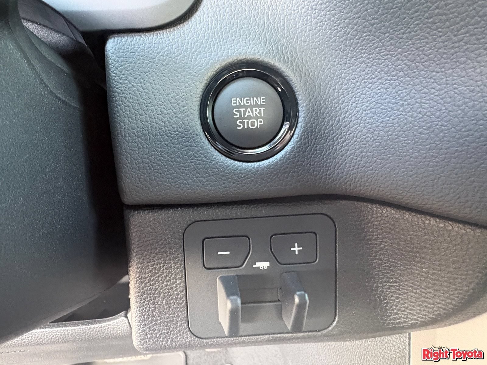 New 2026 Toyota Tundra Limited AWD/4WD image 22