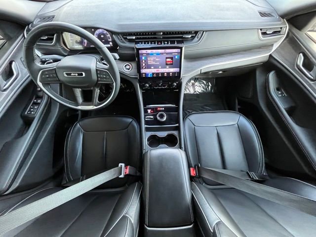 Used 2024 Jeep Grand Cherokee Limited image 22