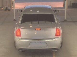 Used 2017 Chrysler 300 Limited w/ 300 Premium Group AWD/4WD image 4