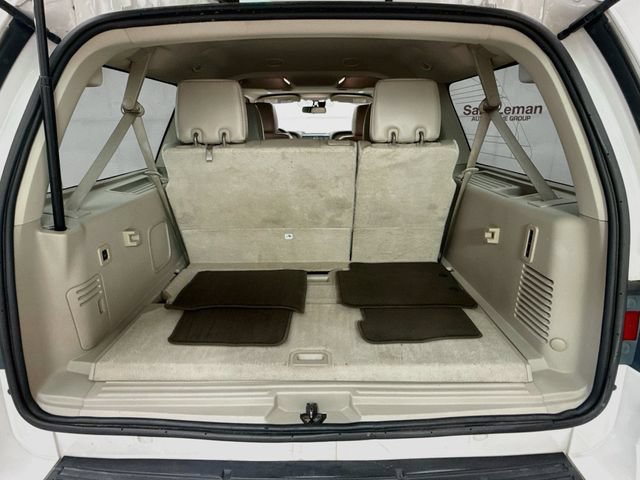 Used 2017 Lincoln Navigator L Select RWD image 29