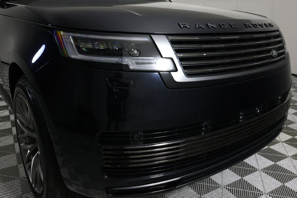 Used 2023 Land Rover Range Rover SV AWD/4WD image 47