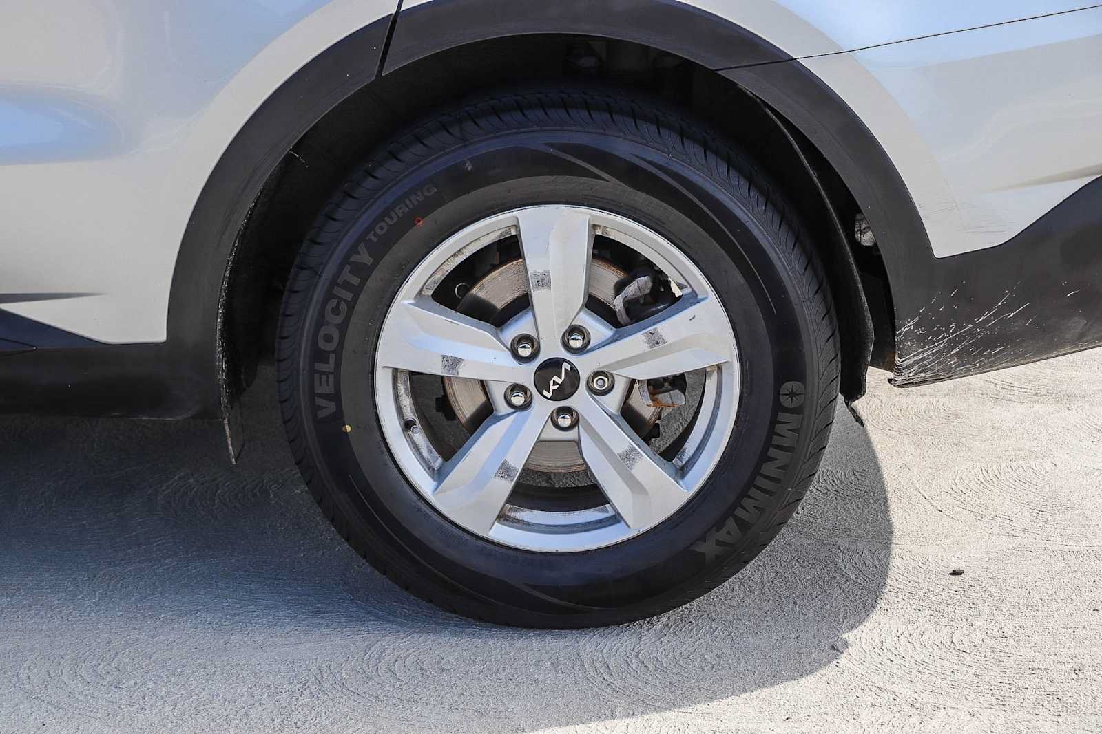 Used 2022 Kia Sorento LX FWD image 12