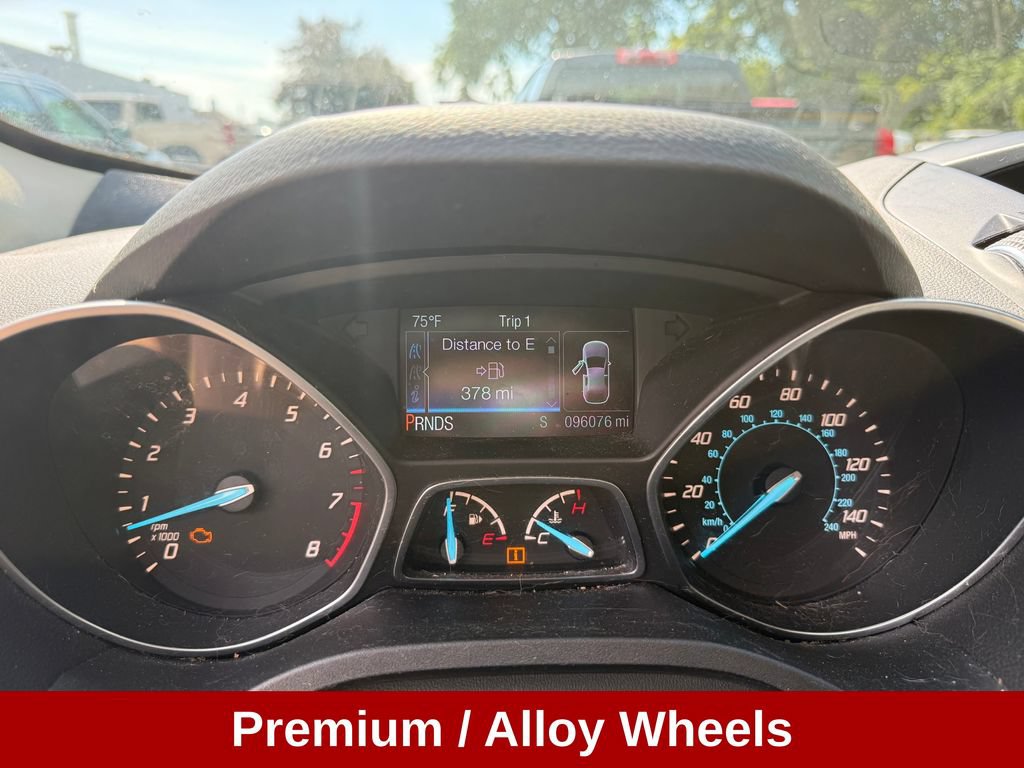 Used 2016 Ford Escape SE FWD image 16