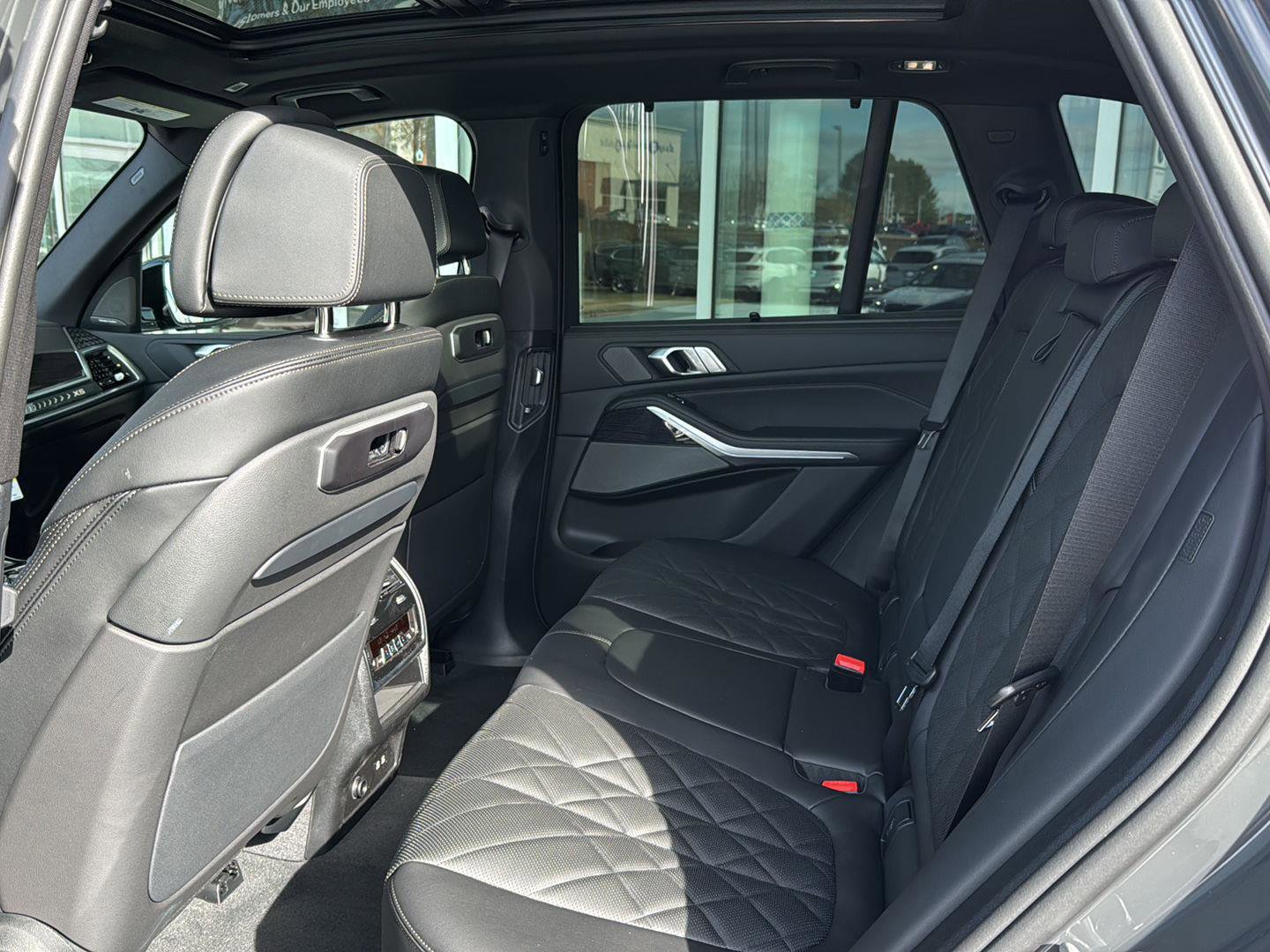 New 2026 BMW X5 sDrive40i w/ Executive Package image 9