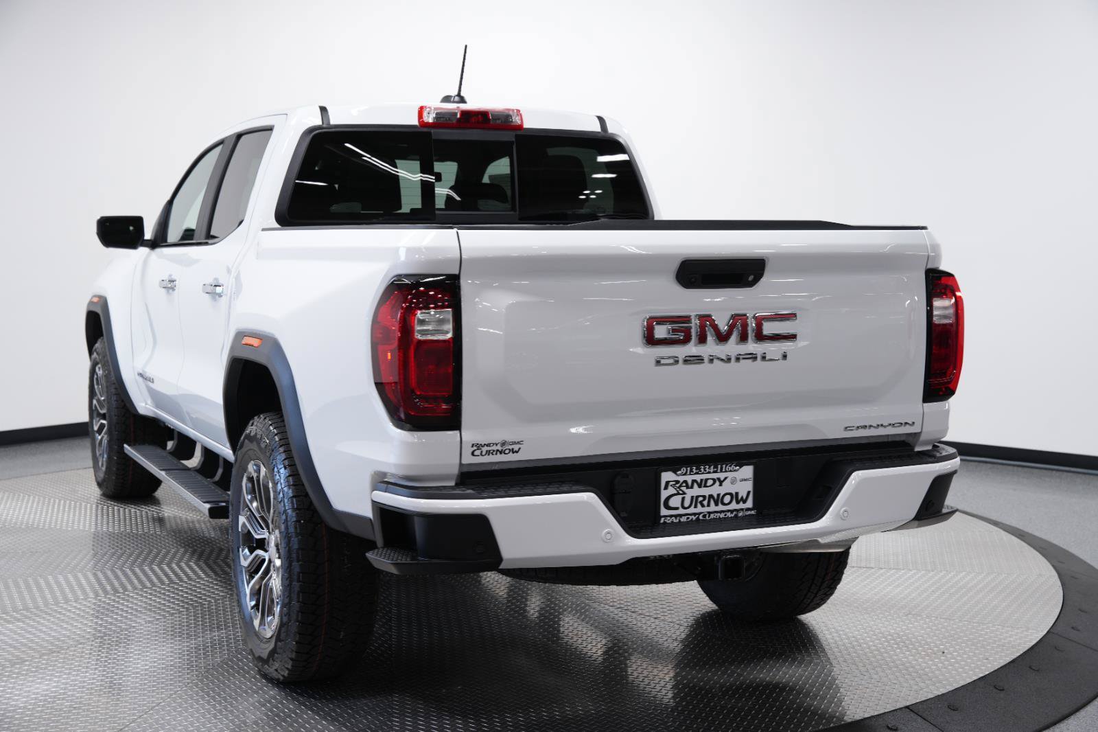 New 2026 GMC Canyon Denali AWD/4WD image 6