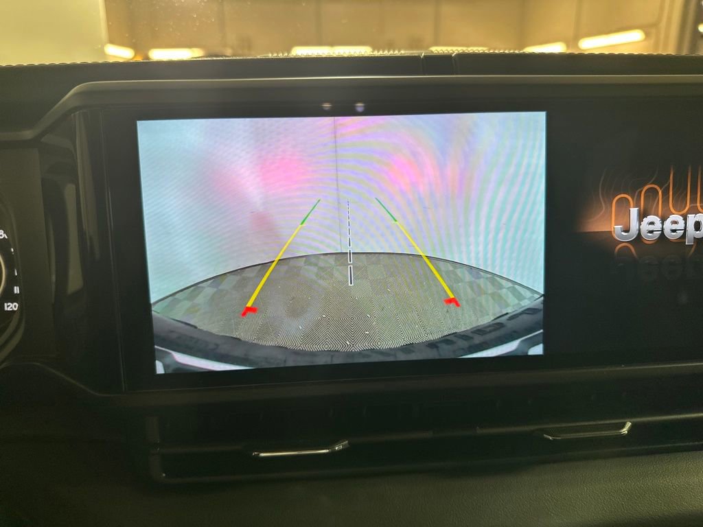 Used 2024 Jeep Wrangler Unlimited Rubicon w/ Convenience Group image 29