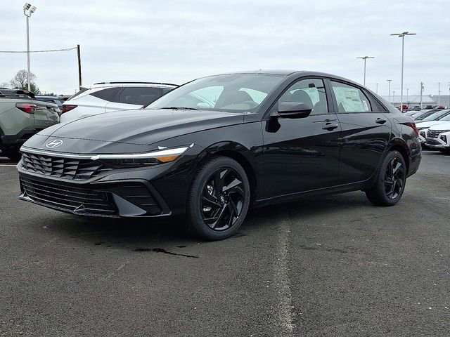 New 2026 Hyundai Elantra Sport image 2