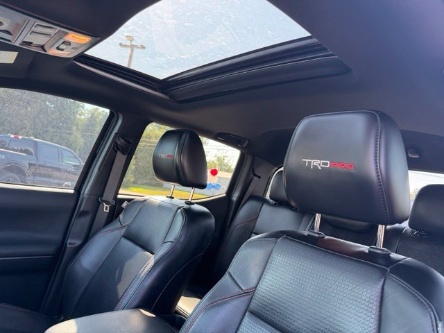 Used 2019 Toyota Tacoma TRD Pro AWD/4WD image 3