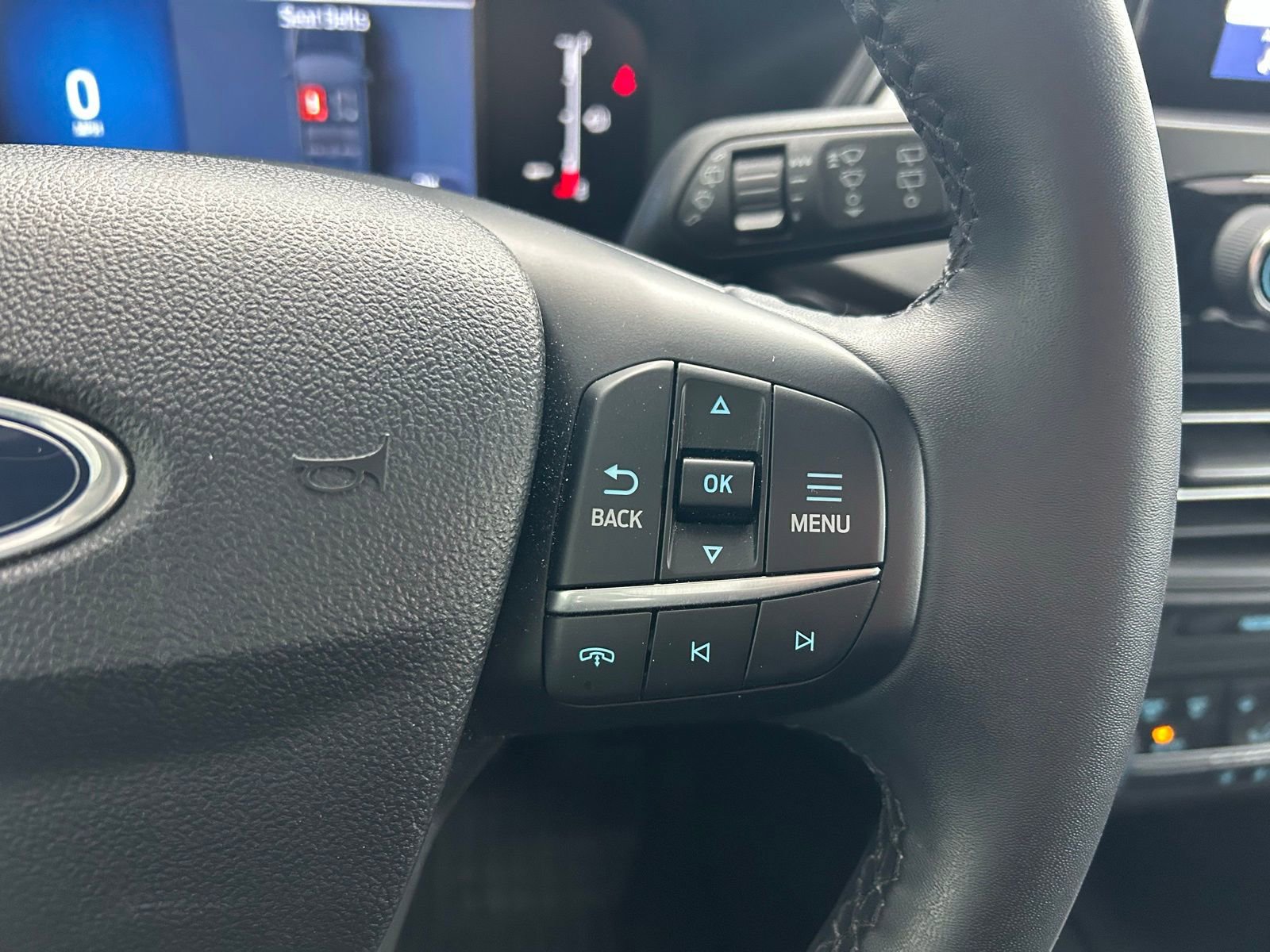 Used 2023 Ford Escape Active image 14