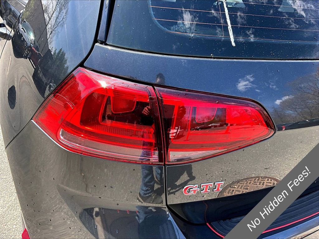 Used 2017 Volkswagen GTI Sport FWD image 28