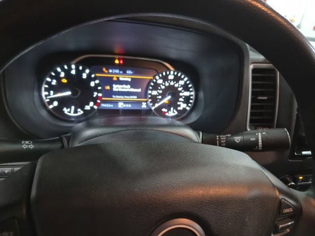 Used 2022 Nissan Frontier SV w/ Technology Package AWD/4WD image 18