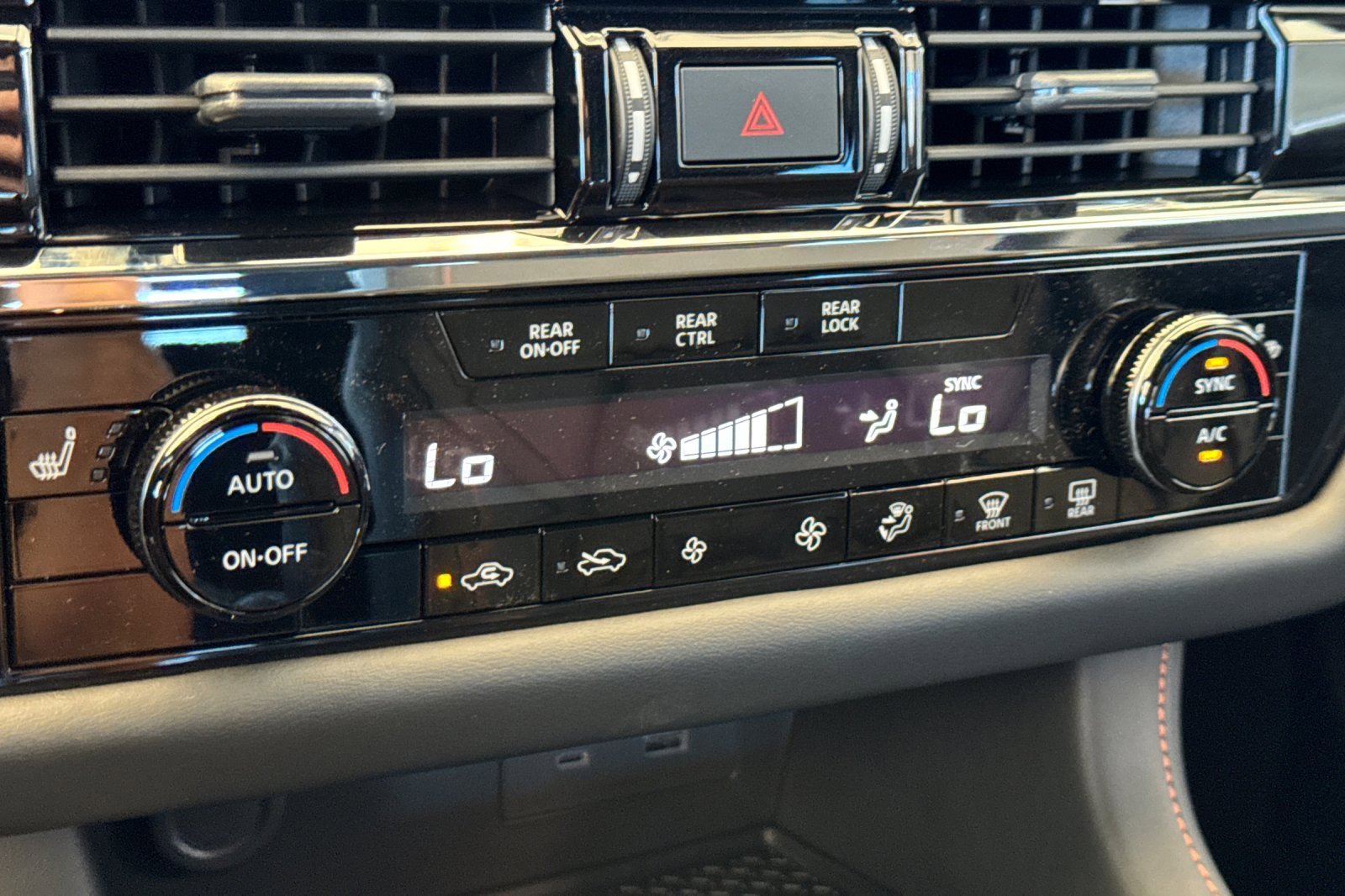 New 2025 Nissan Pathfinder Rock Creek image 25