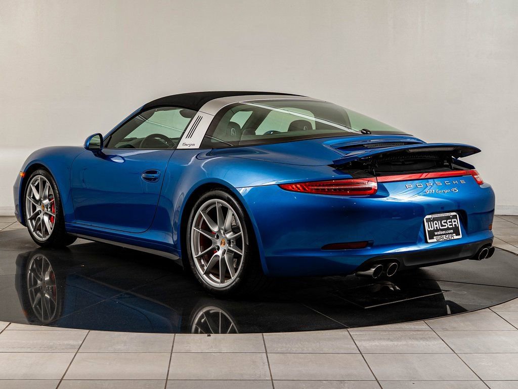 Certified 2015 Porsche 911 Targa 4S image 3