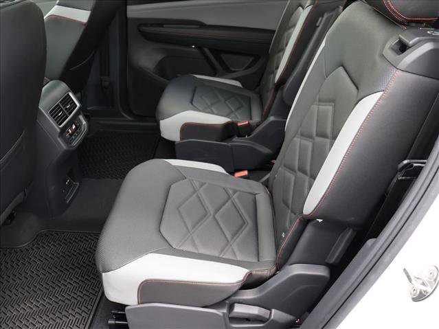 New 2026 Volkswagen Atlas Peak Edition AWD/4WD image 16