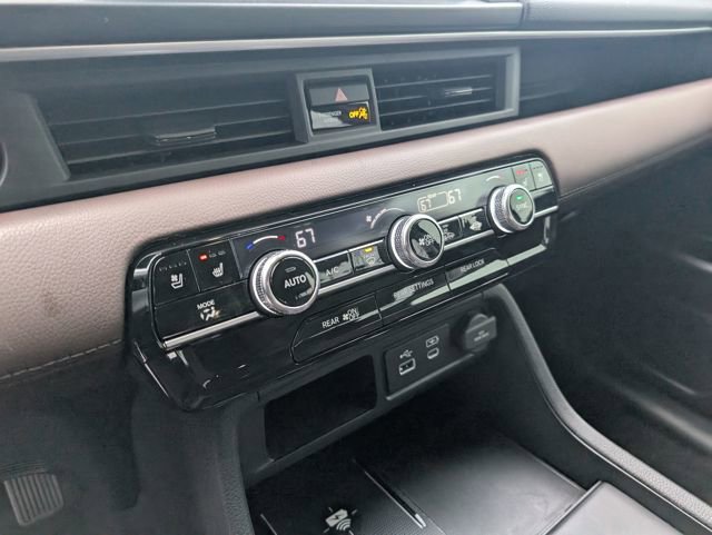 Used 2025 Honda Pilot Elite image 21